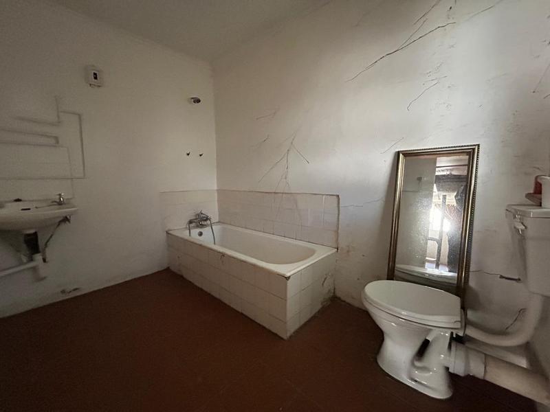 4 Bedroom Property for Sale in Orange Grove Eastern Cape